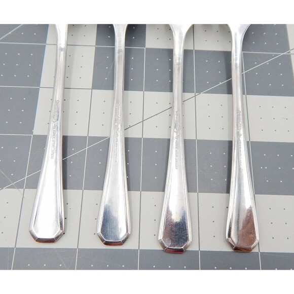 Supreme Cutlery by Towle Chestnut Hill Dessert Salad Fork Stainless Japan L/4 F - Picture 6 of 9